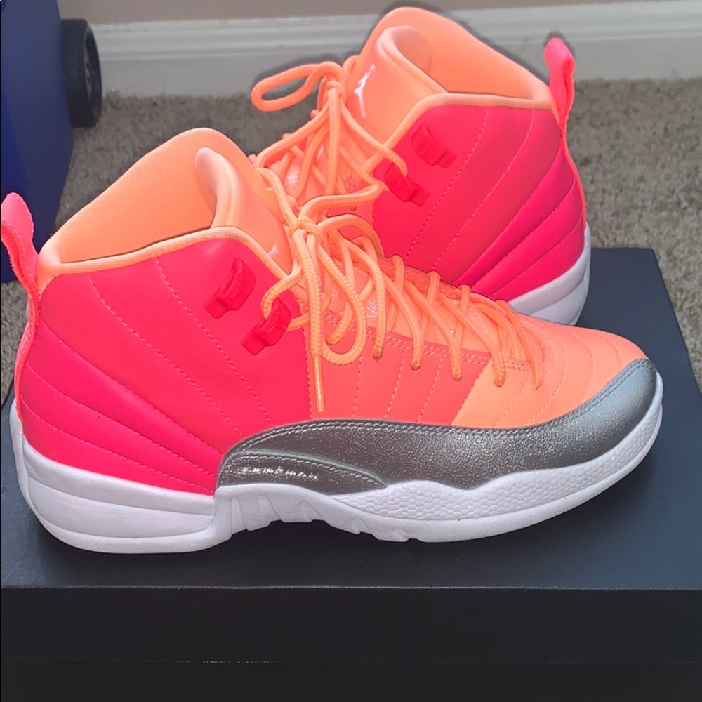 GS Retro 12